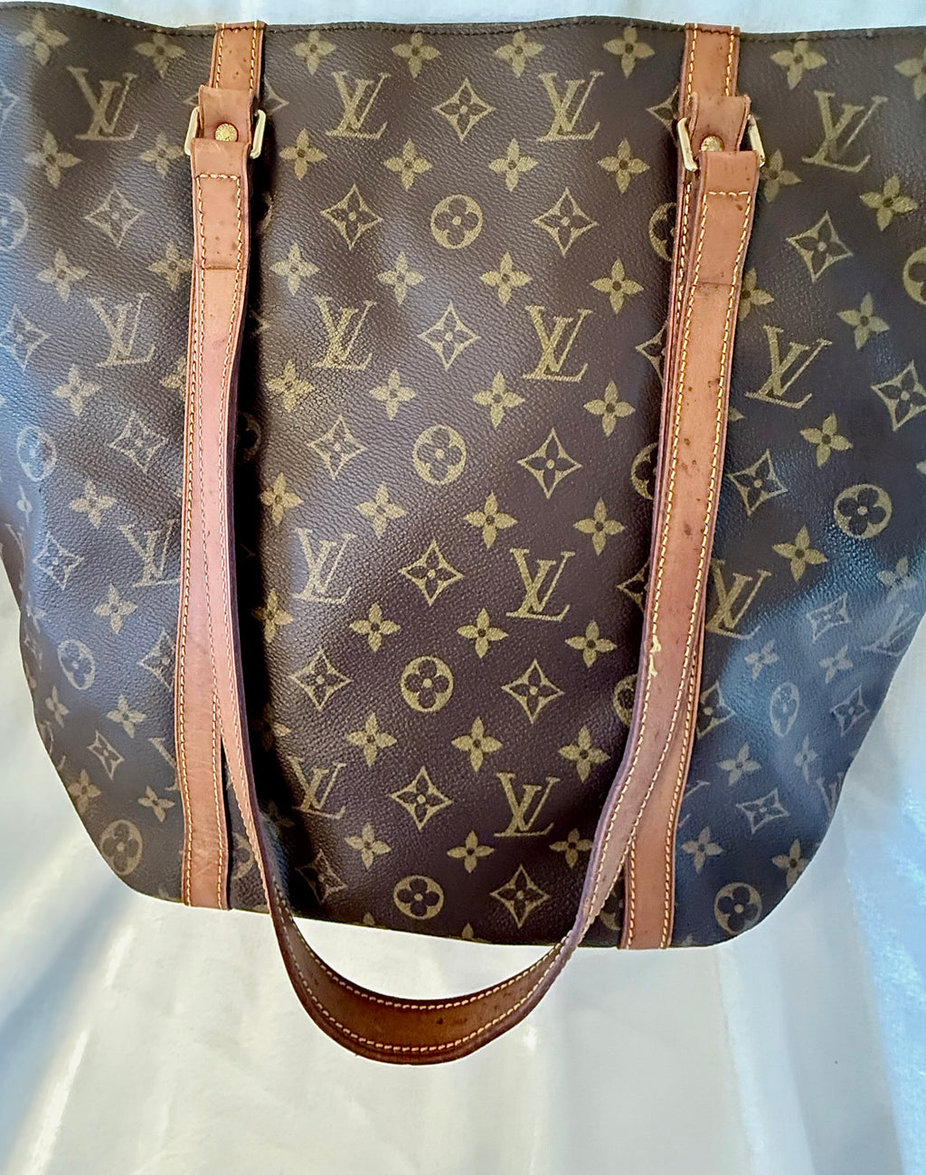 Louis Vuitton Sac Shopping Tote