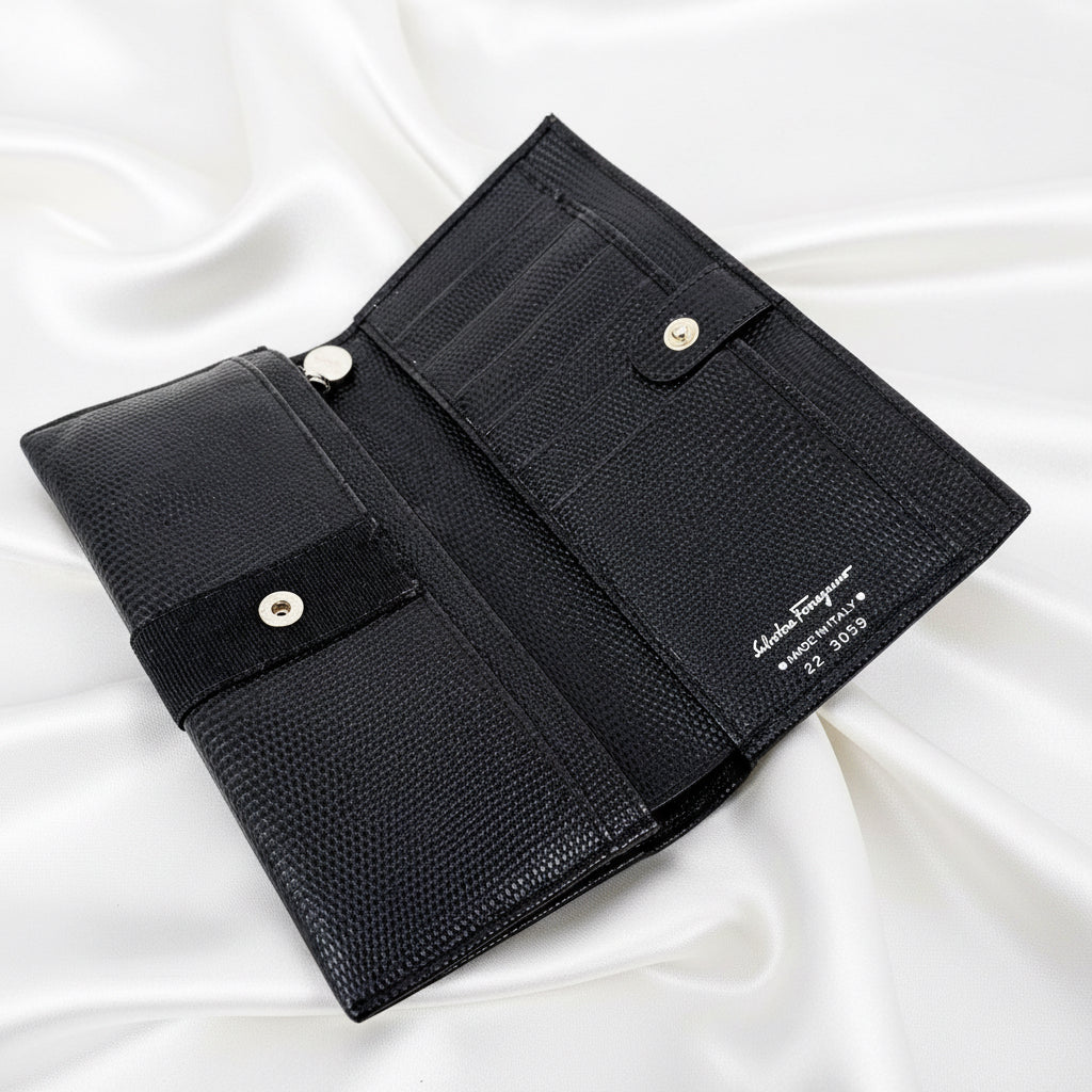 Salvatore Ferragamo Vara Long Wallet
