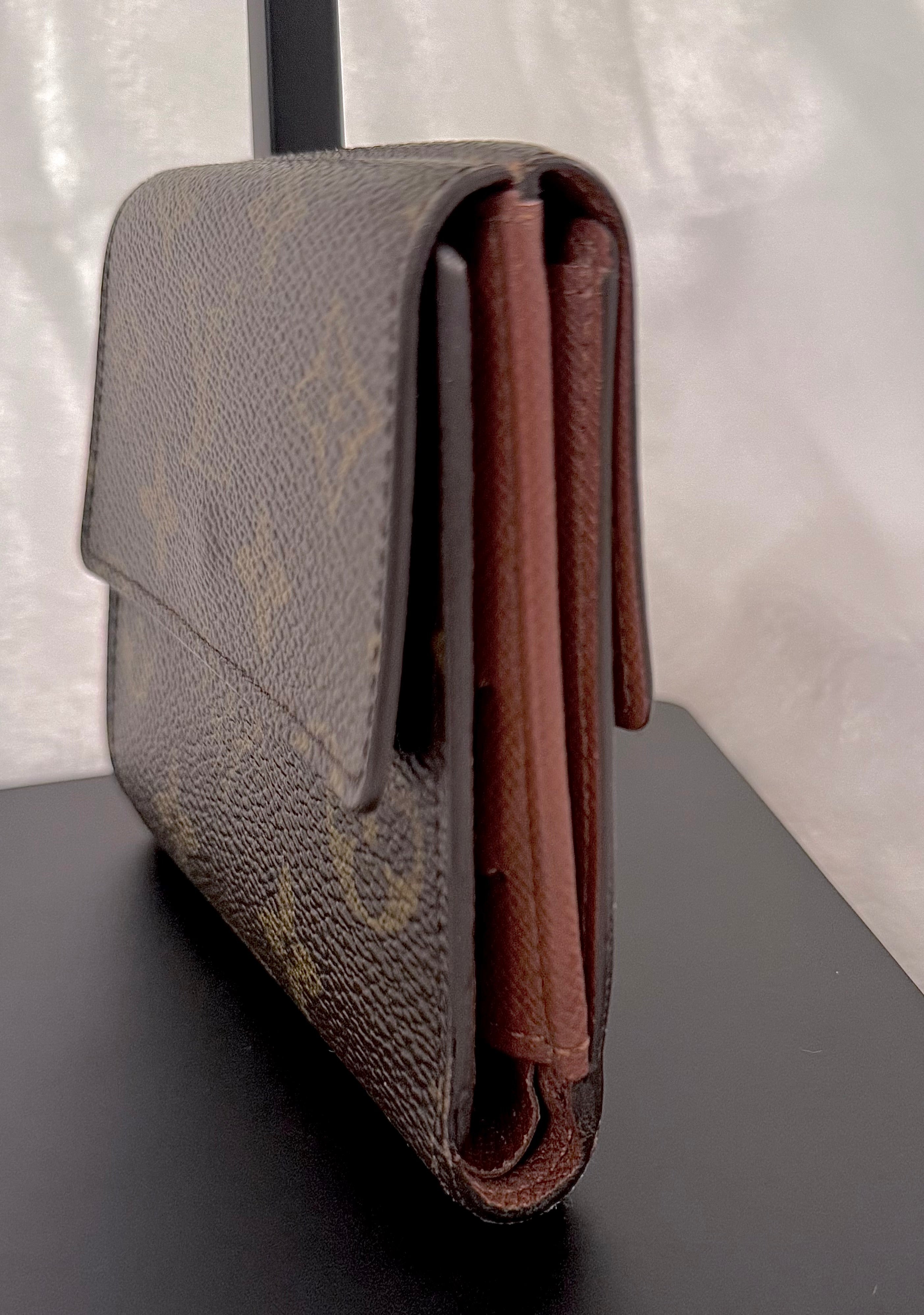 Louis Vuitton Elise trifold wallet
