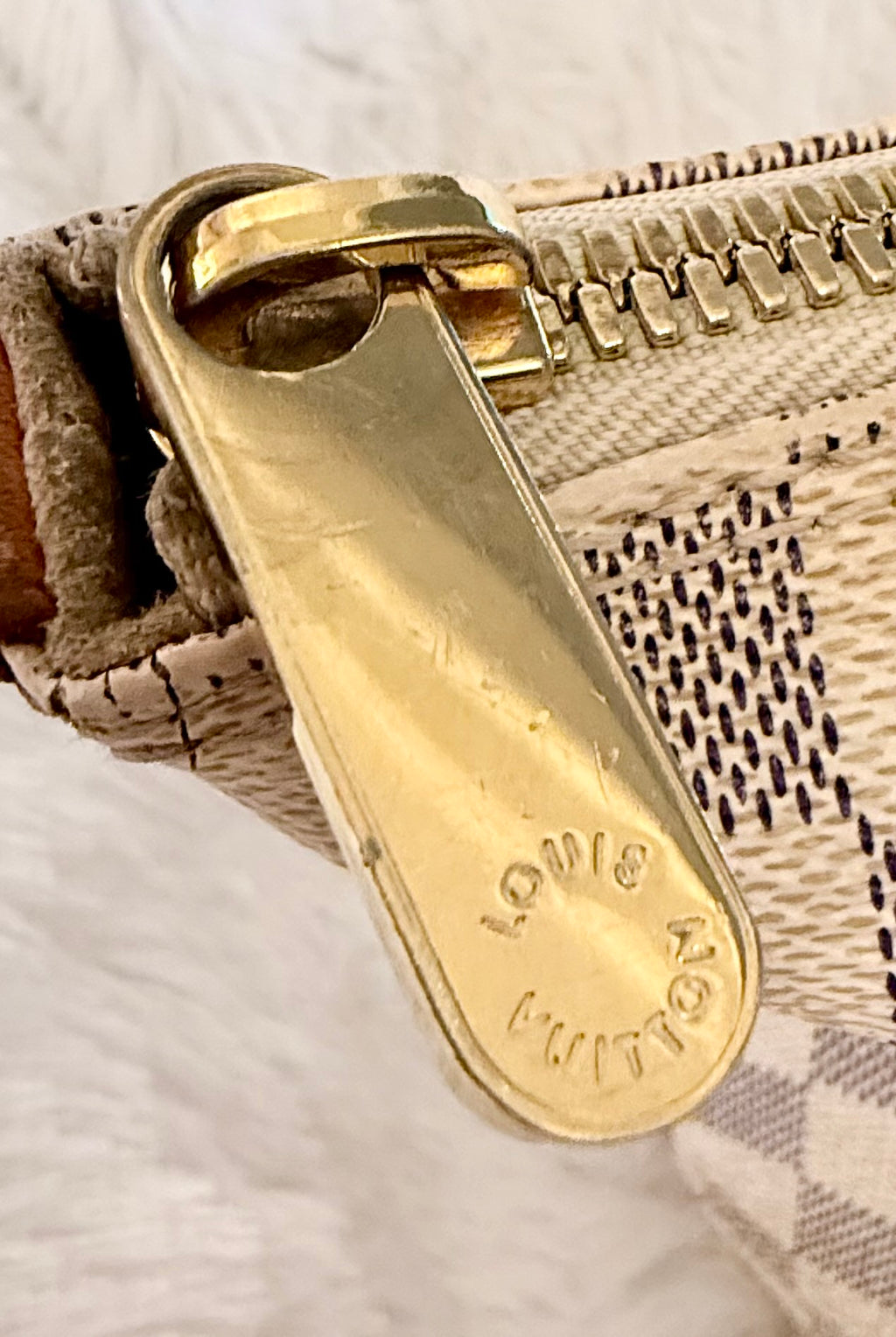 Louis Vuitton Saleya MM in Damier Azur