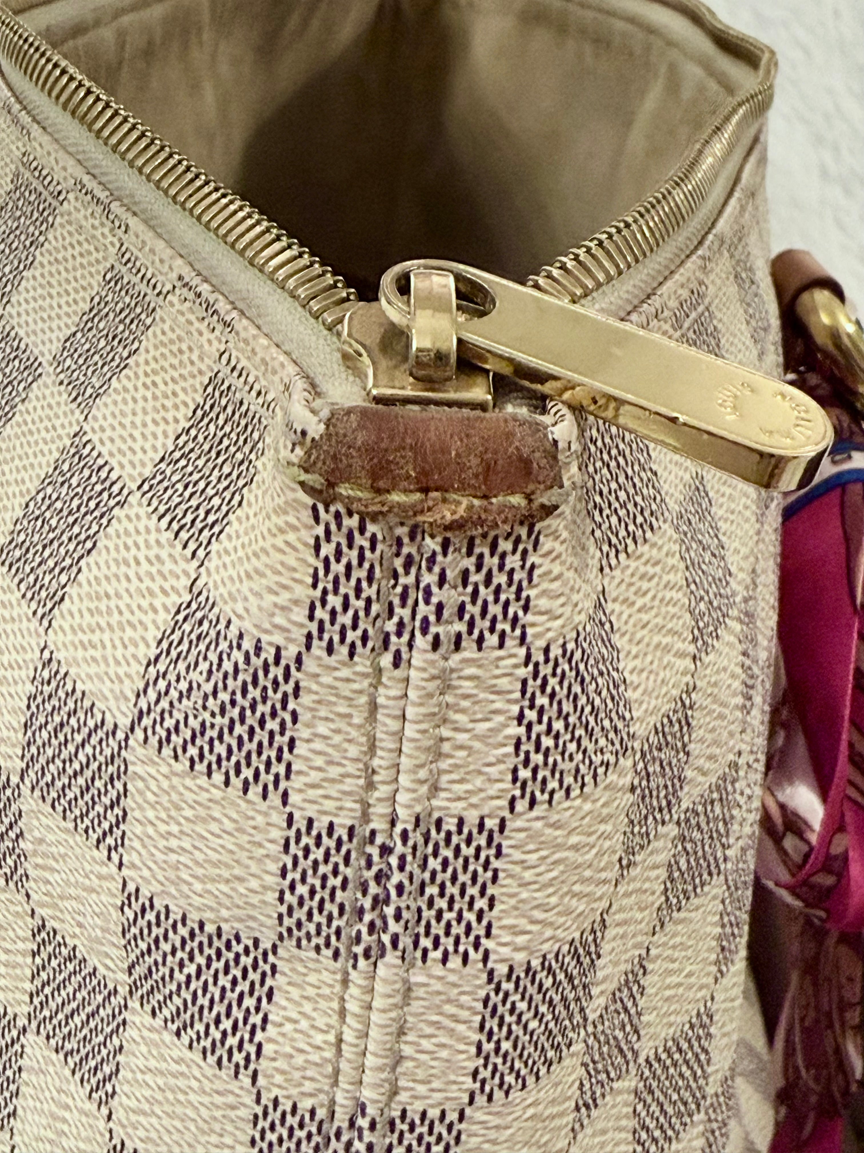 Louis Vuitton Saleya MM in Damier Azur