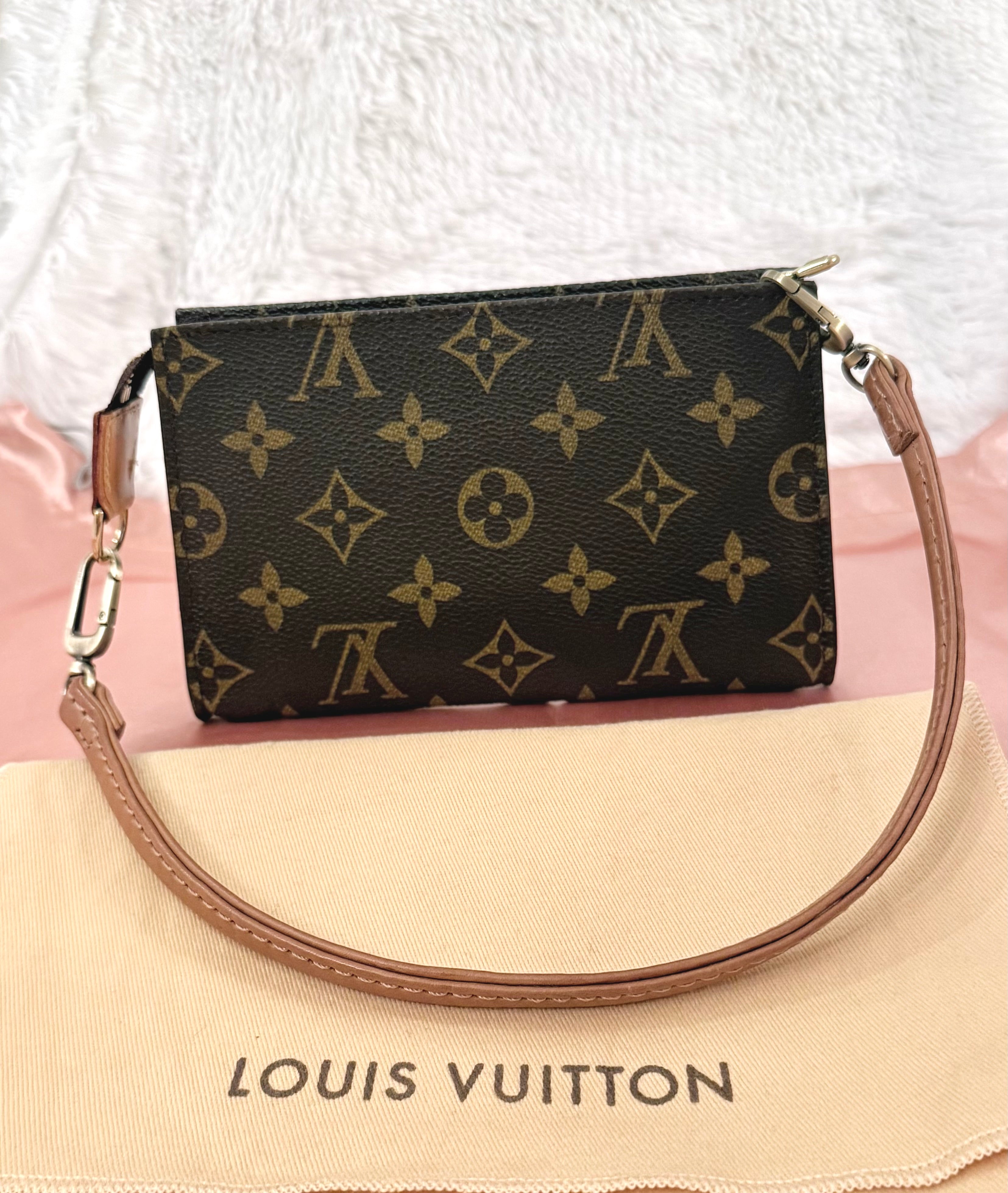 Louis Vuitton Monogram Bucket PM Pouch