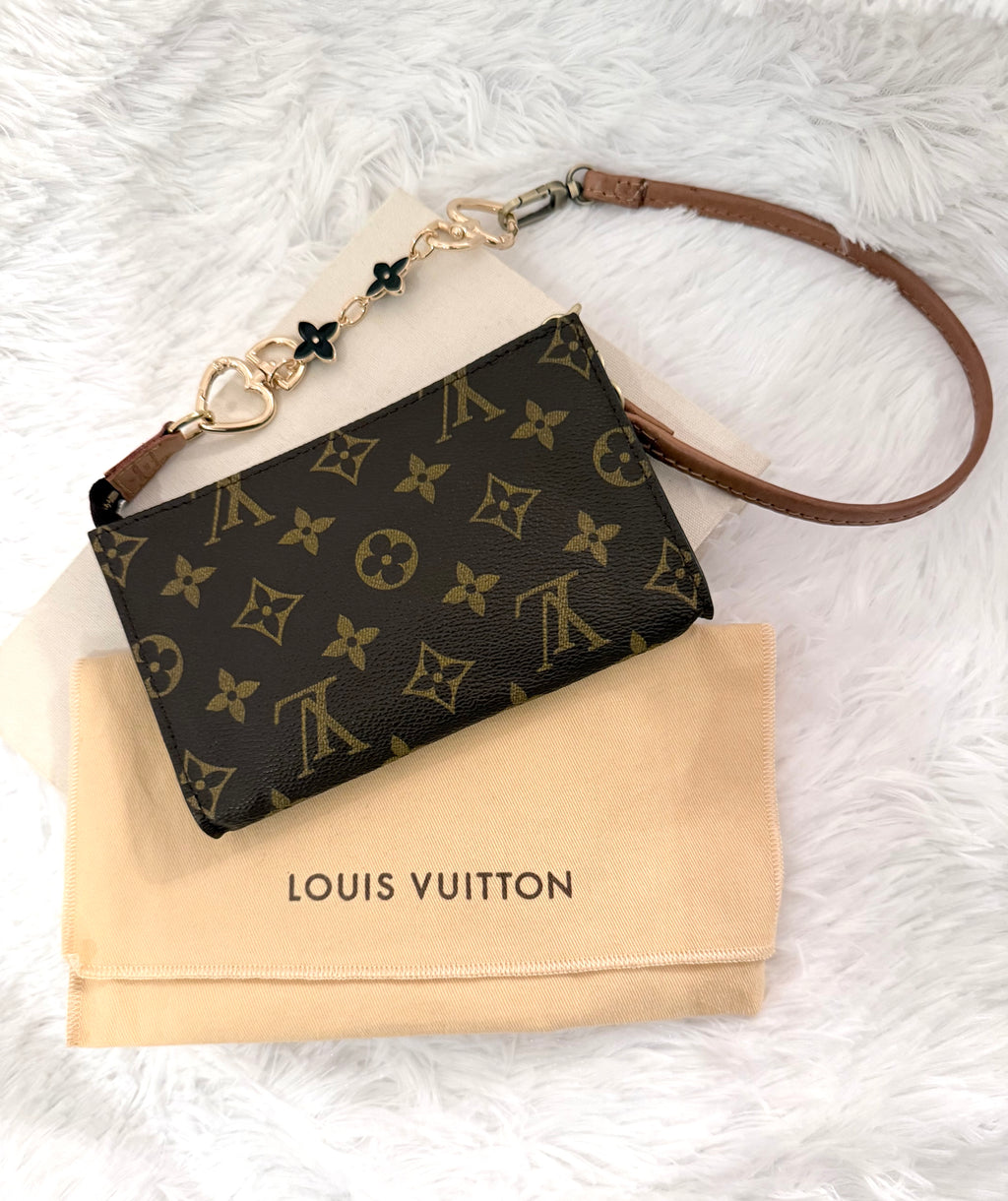 Louis Vuitton Monogram Bucket PM Pouch