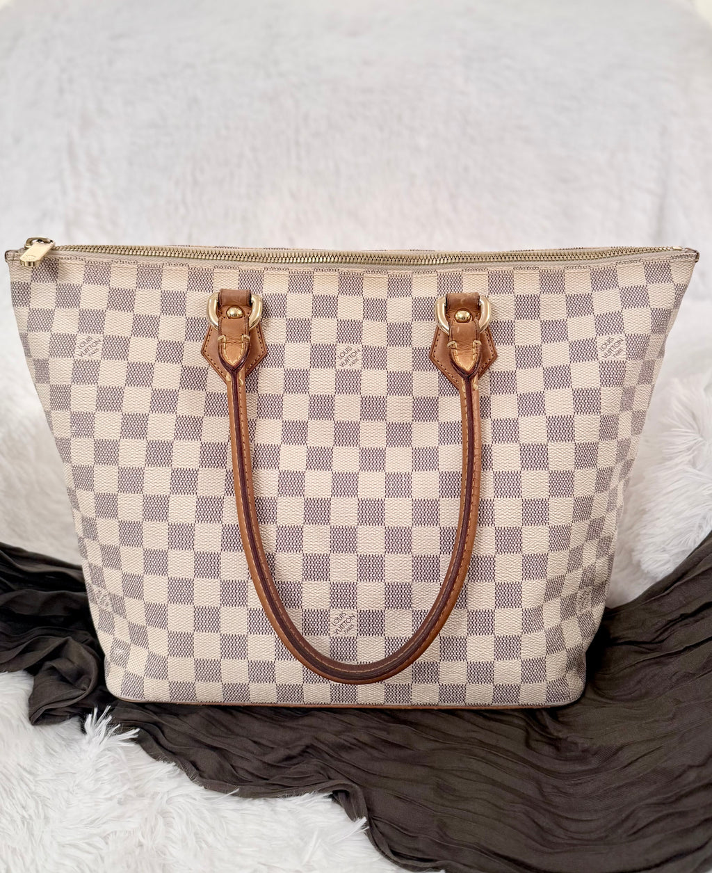 Louis Vuitton Saleya MM in Damier Azur