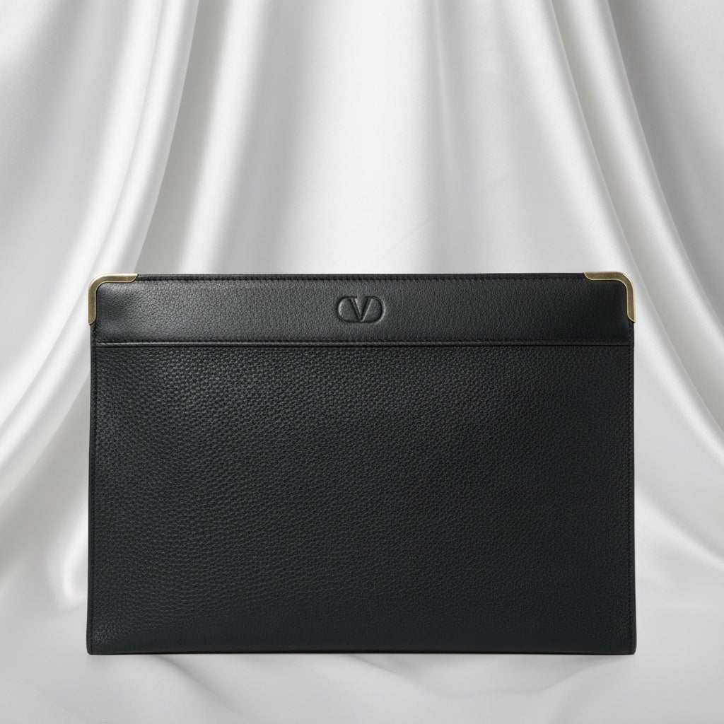 Valentino Garavani grainy calfskin VLogo signature clutch