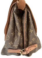 Louis Vuitton vintage Saumur 35 Monogram Crossbody