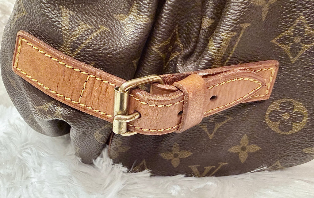 Louis Vuitton vintage Saumur 35 Monogram Crossbody