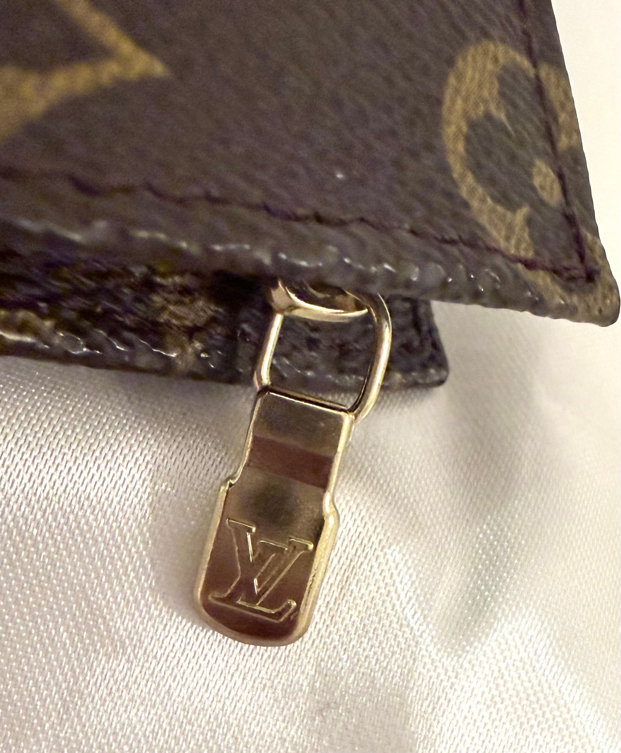 Louis Vuitton Monogram Bucket PM Pouch