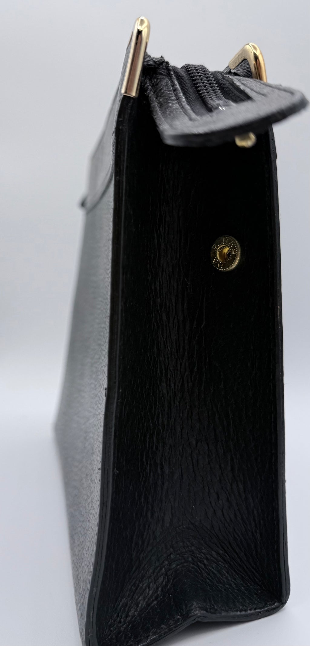 Valentino Garavani grainy calfskin VLogo signature clutch